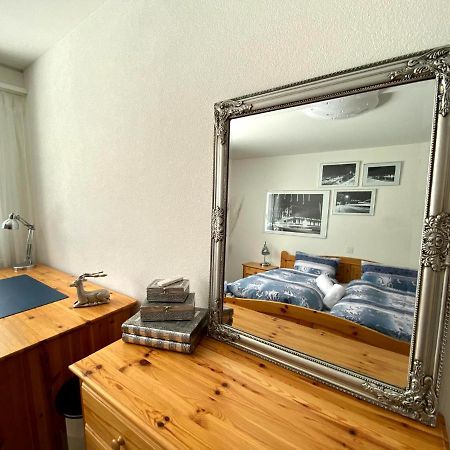 Zentrale Top Wohnung Chesa Ravaisch Davos Luaran gambar