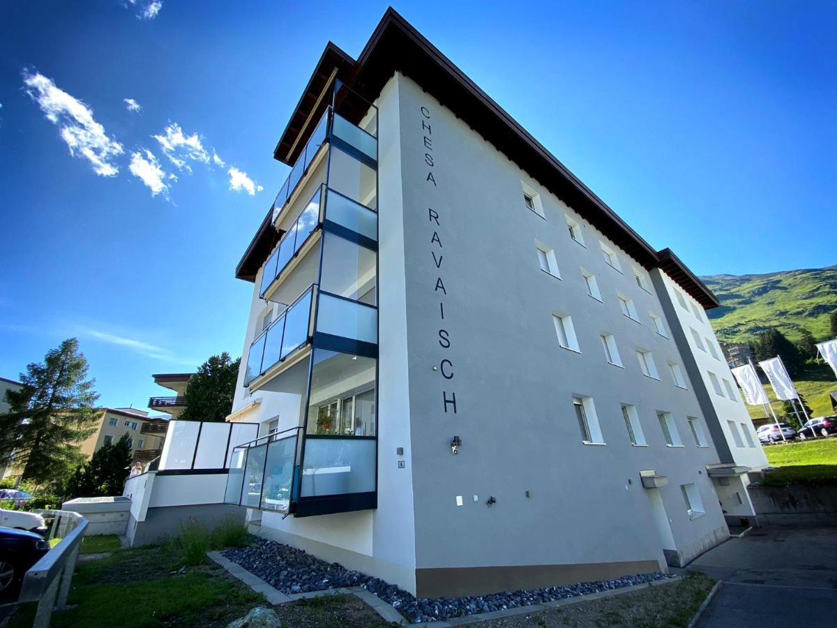 Zentrale Top Wohnung Chesa Ravaisch Davos Luaran gambar